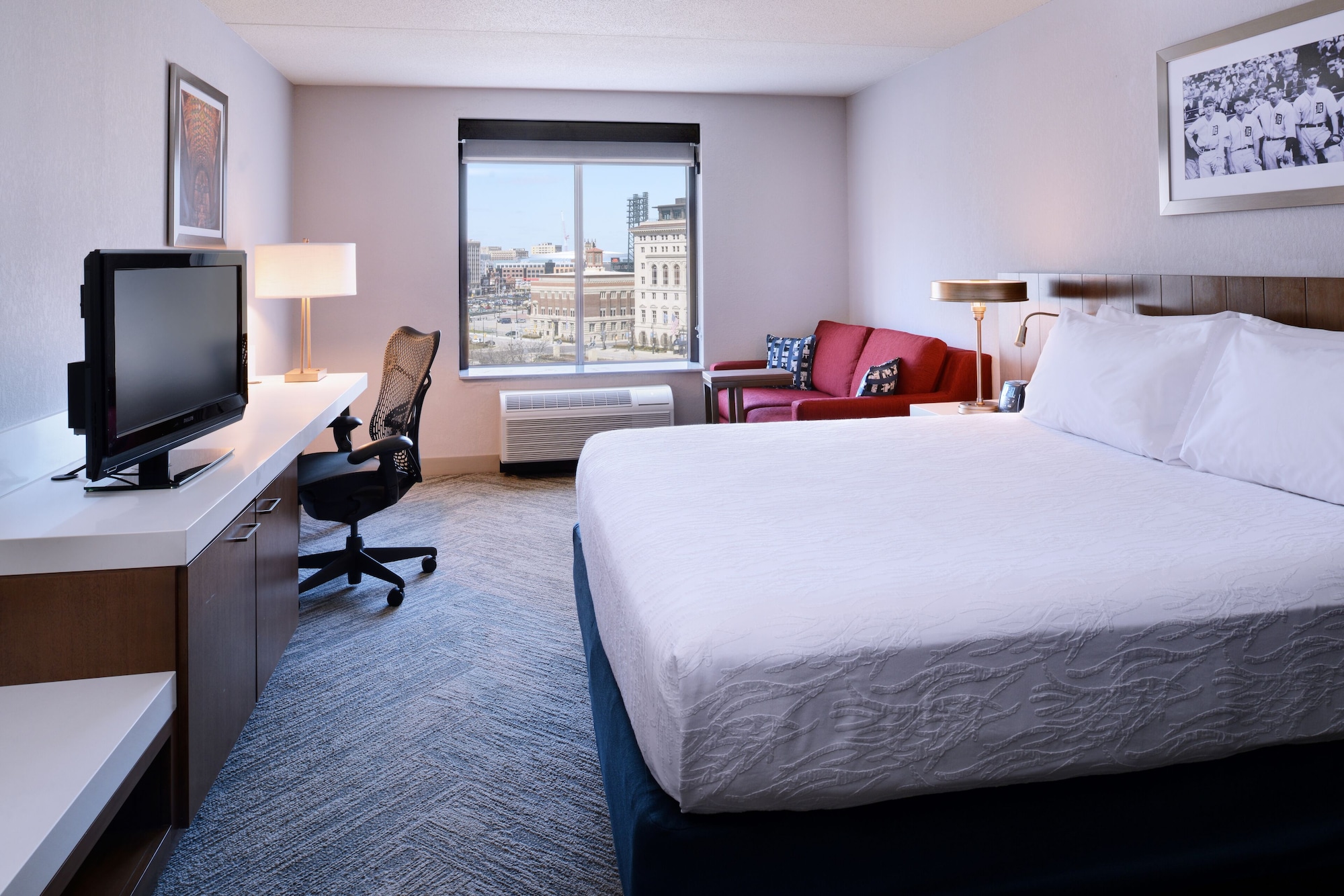 hilton garden inn detroit downtown