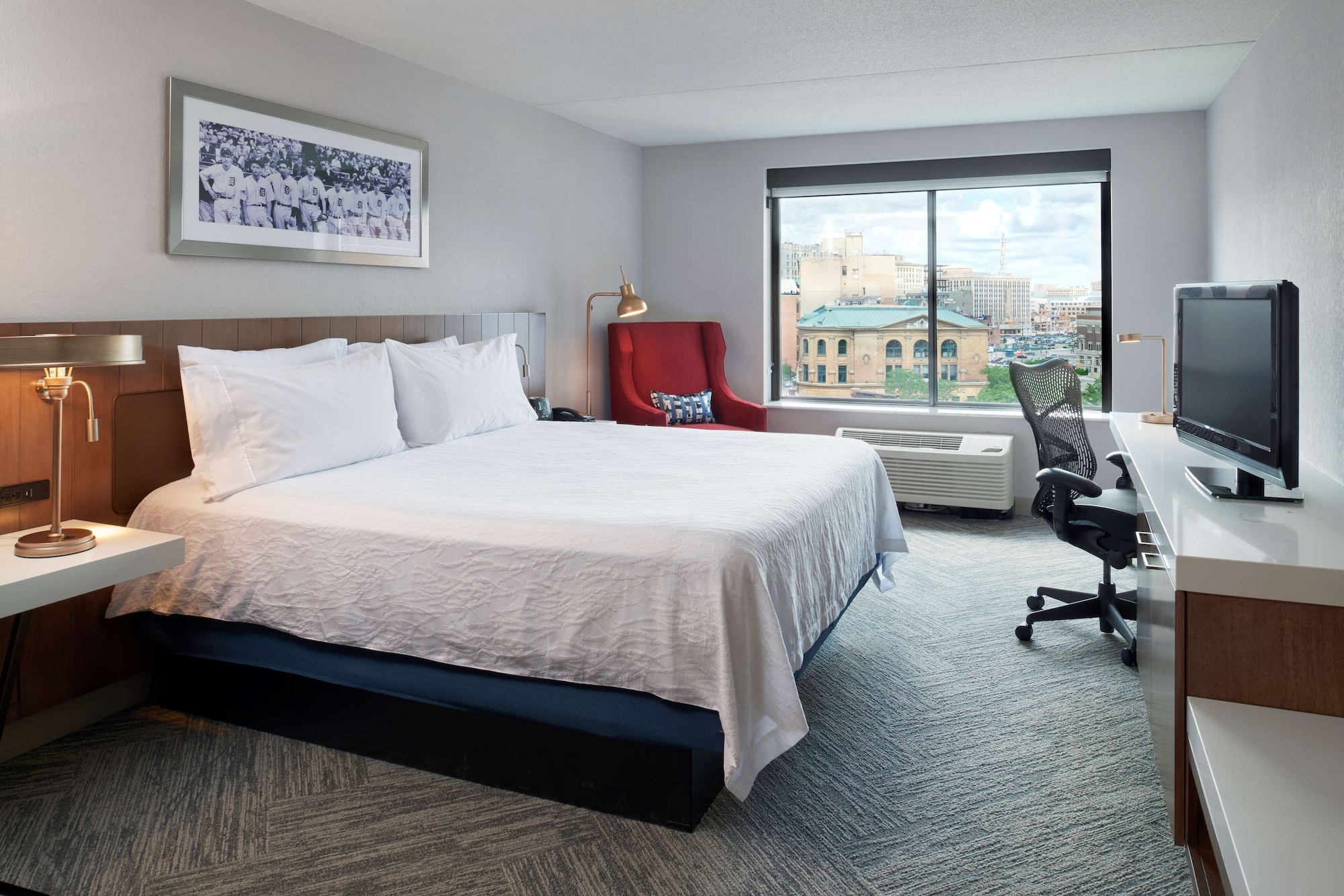 hilton garden inn detroit downtown