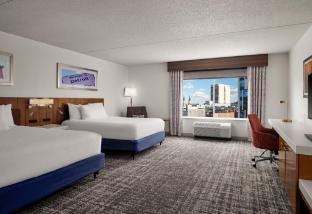 hilton garden inn detroit downtown