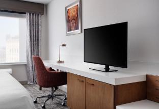 hilton garden inn detroit downtown