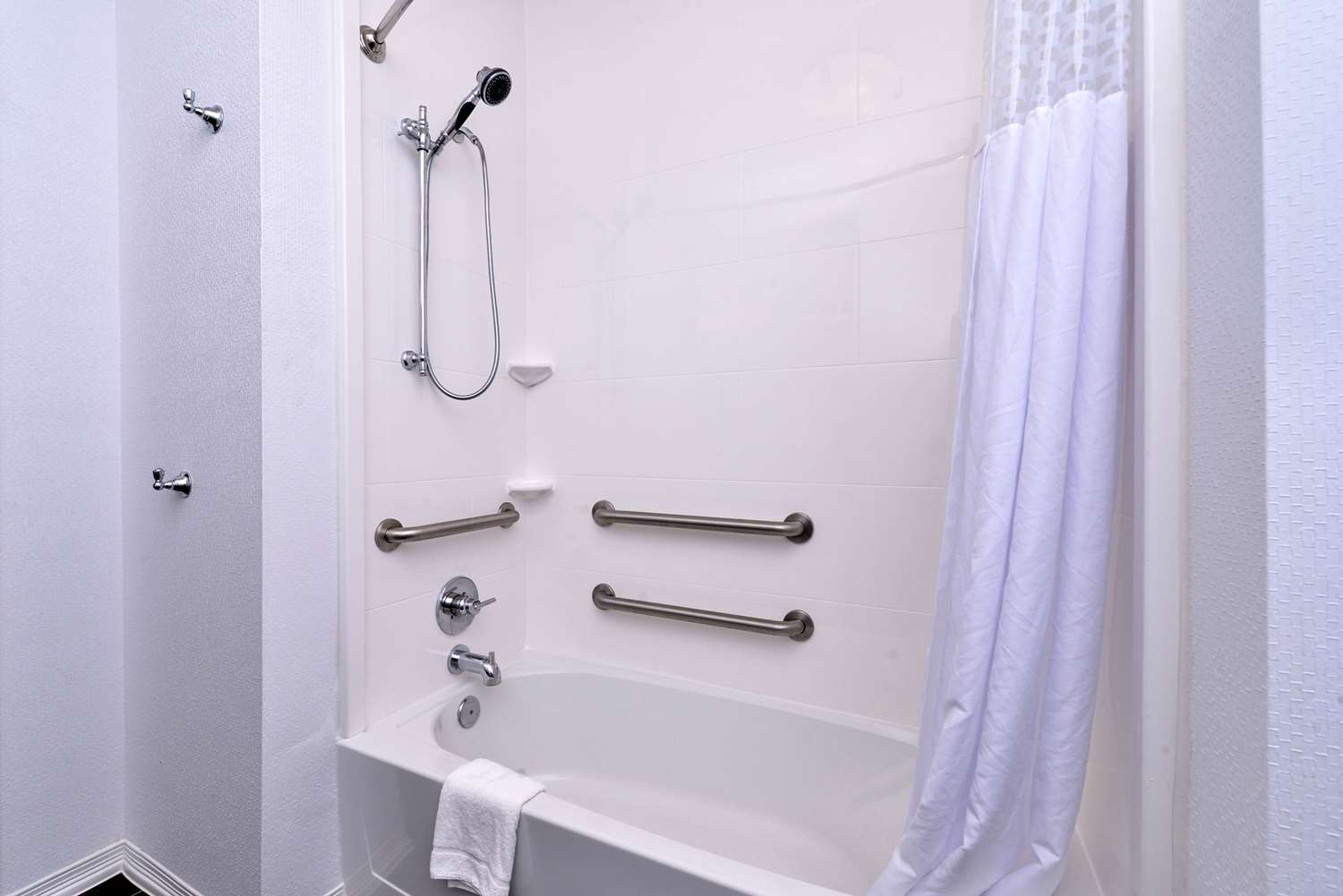 hampton inn broussard lafayette area