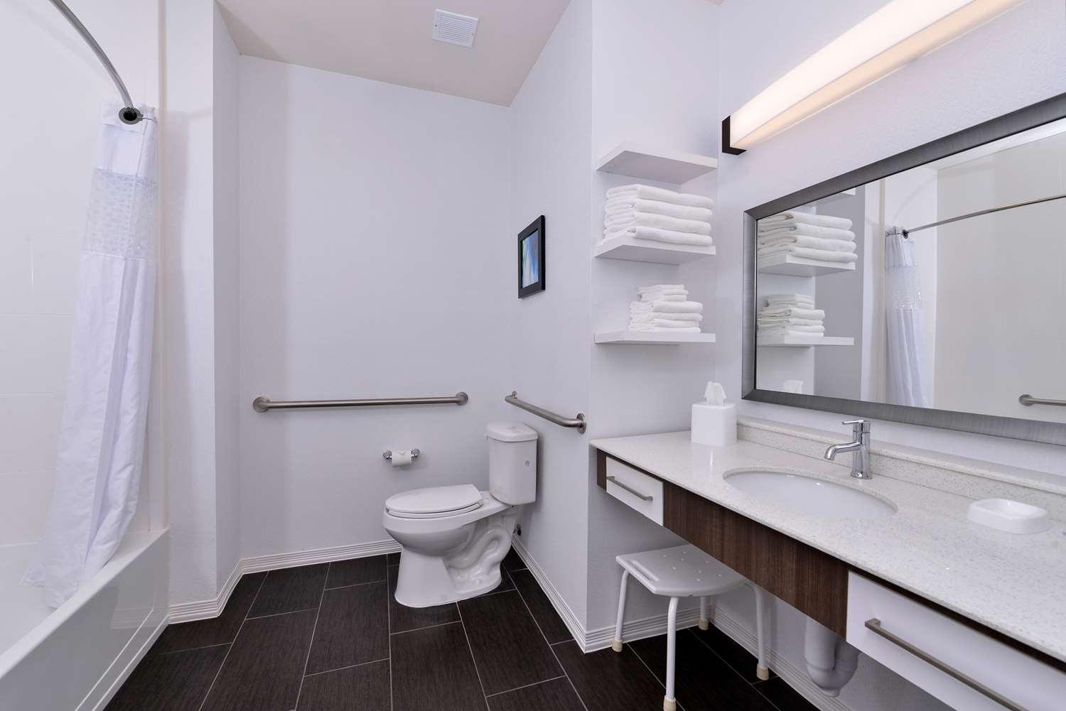hampton inn broussard lafayette area