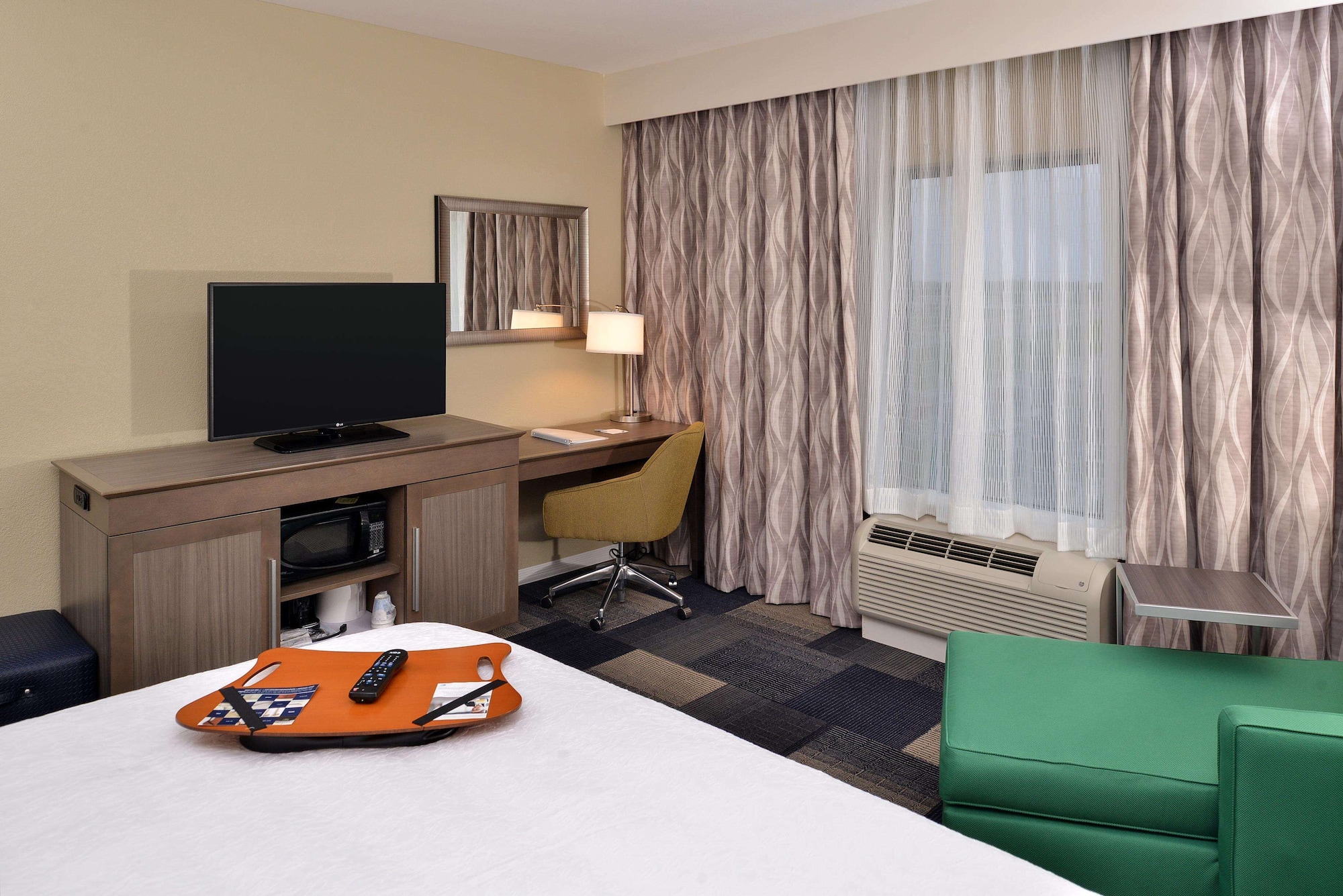 hampton inn broussard lafayette area