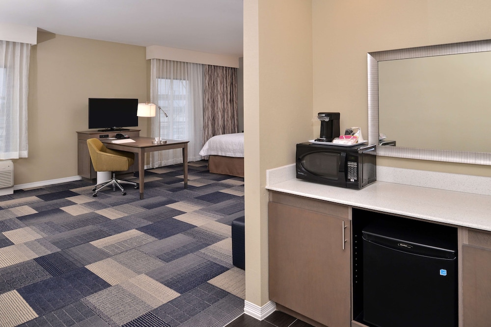 hampton inn broussard lafayette area