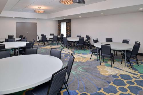 hampton inn broussard lafayette area