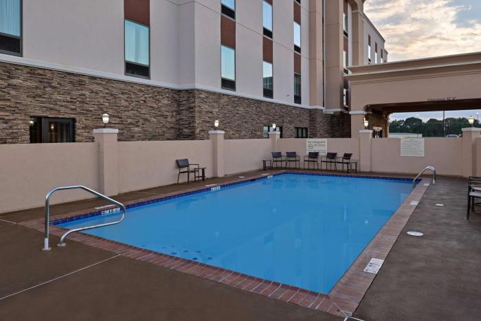 hampton inn broussard lafayette area