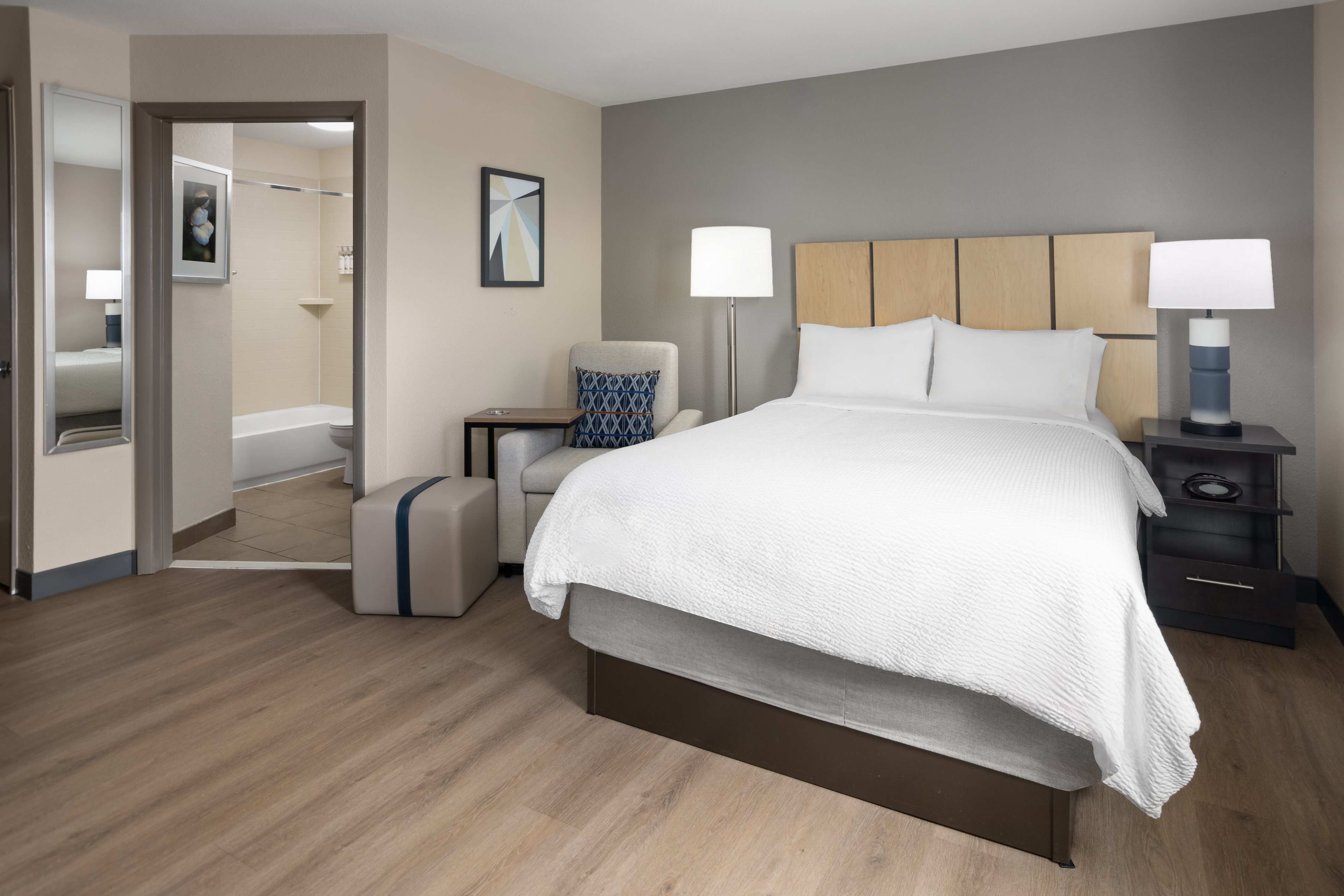 candlewood suites fort campbell oak grove by ihg