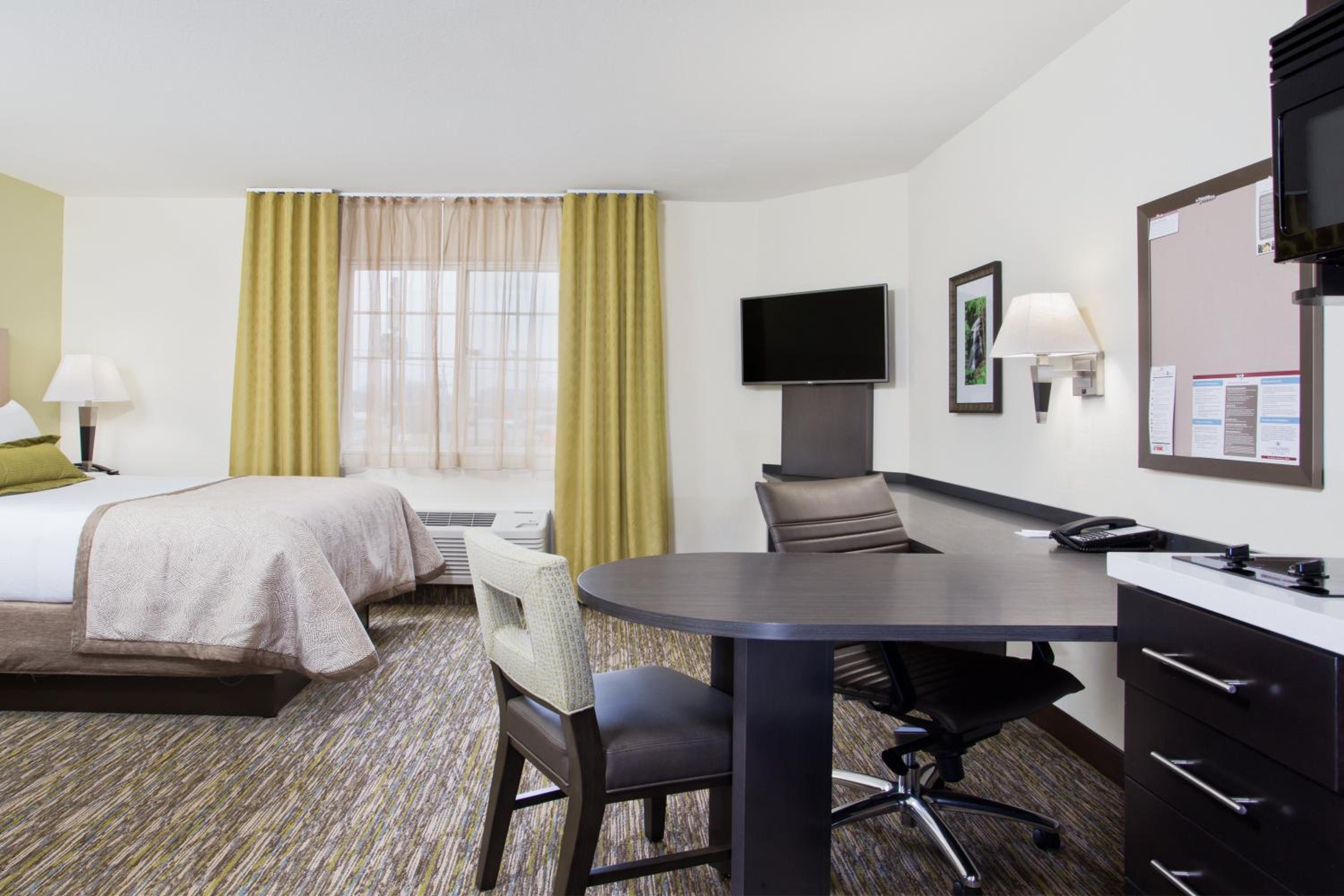 candlewood suites fort campbell oak grove by ihg