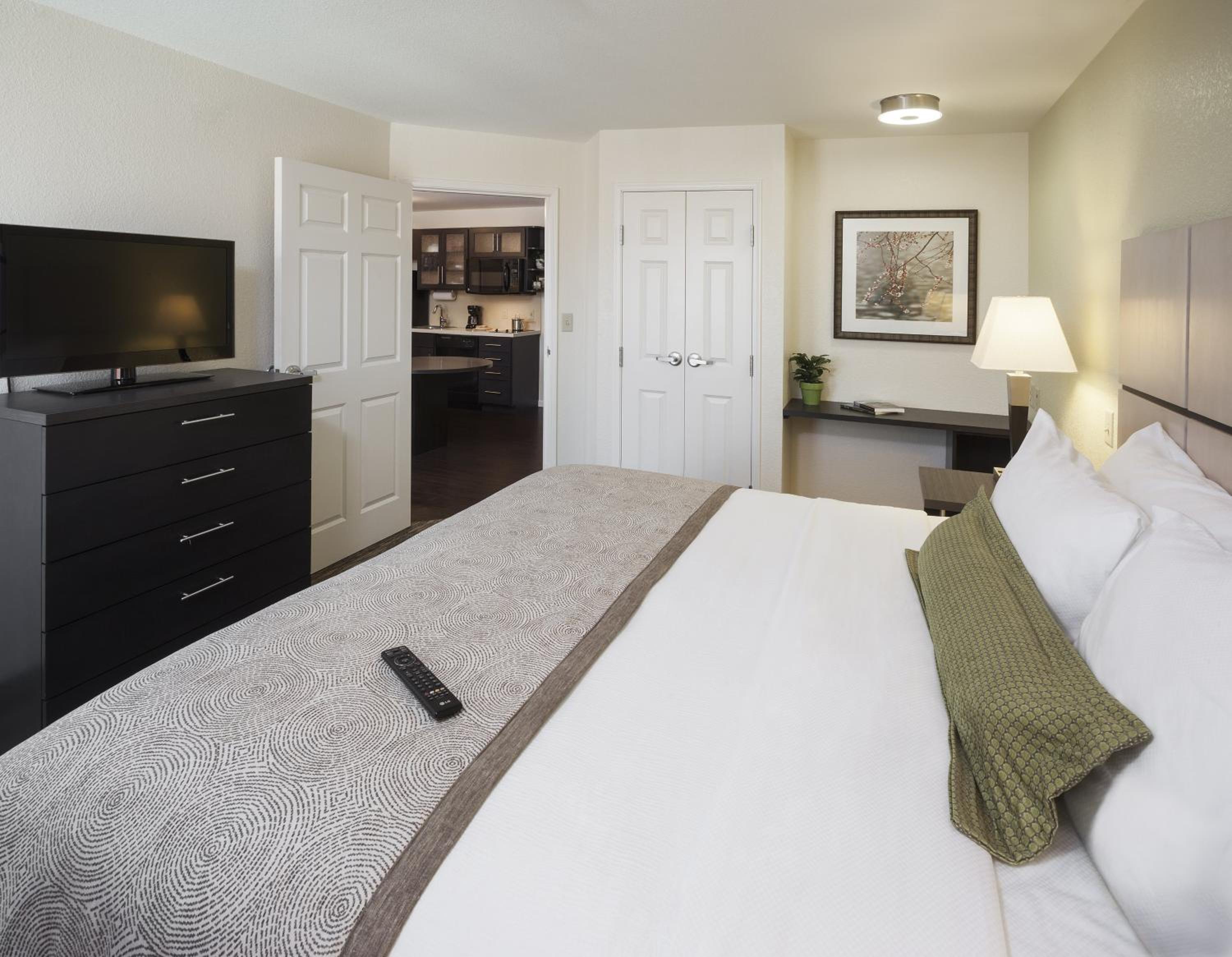 candlewood suites fort campbell oak grove by ihg