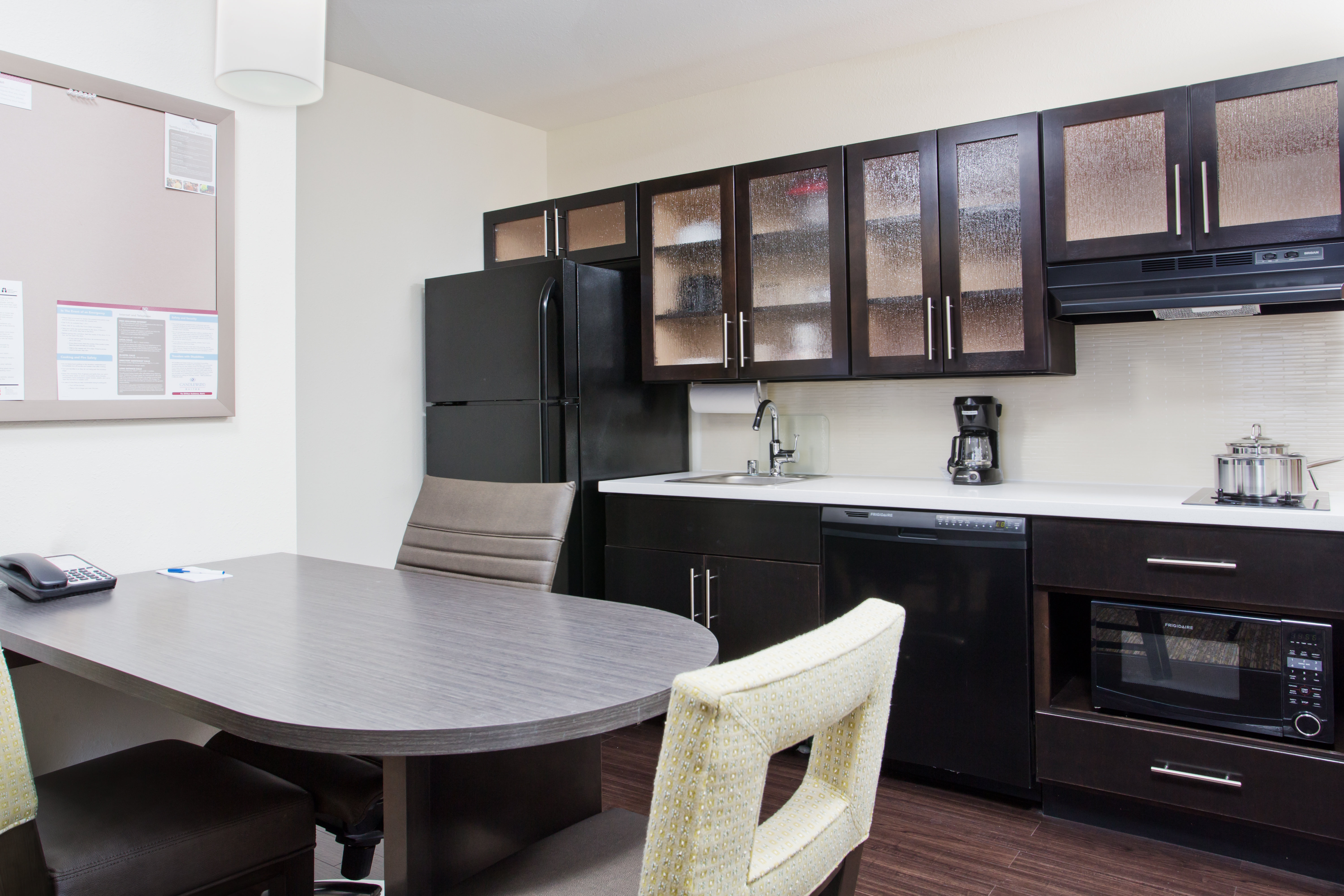 candlewood suites fort campbell oak grove by ihg