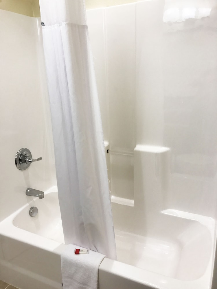 quality inn and suites caldwell i 77
