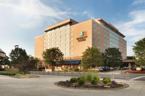 embassy suites charleston