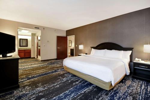 embassy suites charleston