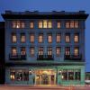 market pavilion hotel