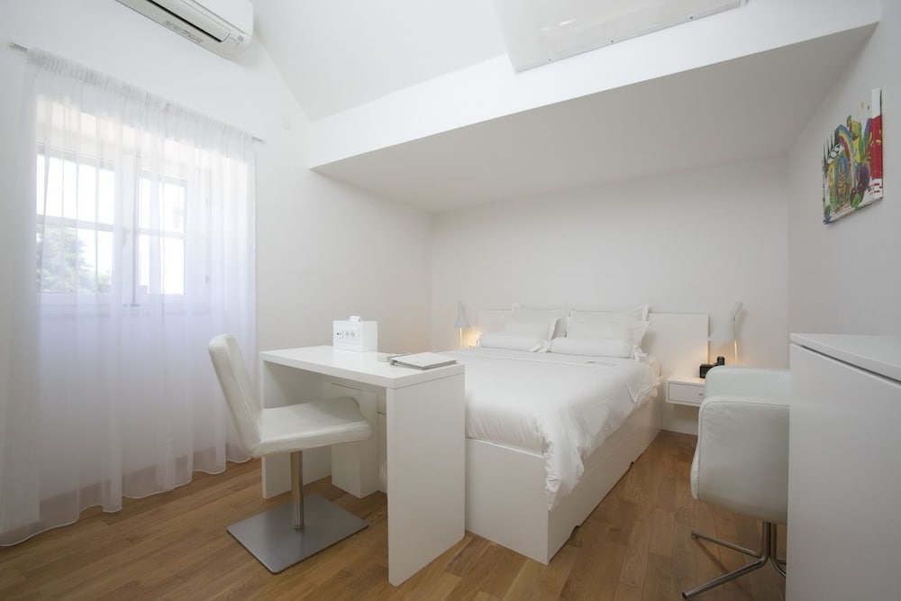 divota apartment hotel