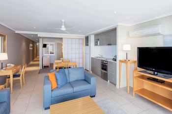 oaks hervey bay resort and spa