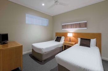 oaks hervey bay resort and spa