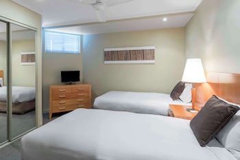 oaks hervey bay resort and spa