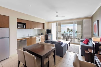 oaks hervey bay resort and spa