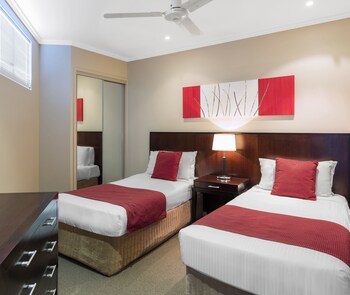oaks hervey bay resort and spa