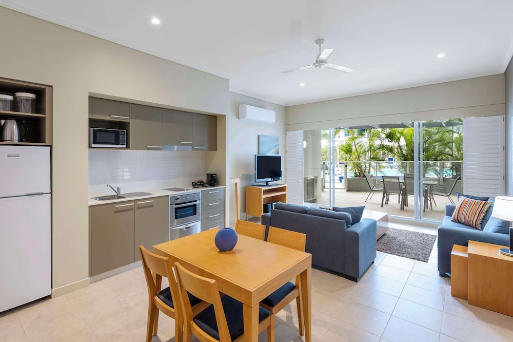 oaks hervey bay resort and spa