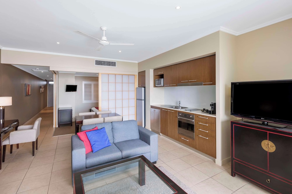 oaks hervey bay resort and spa
