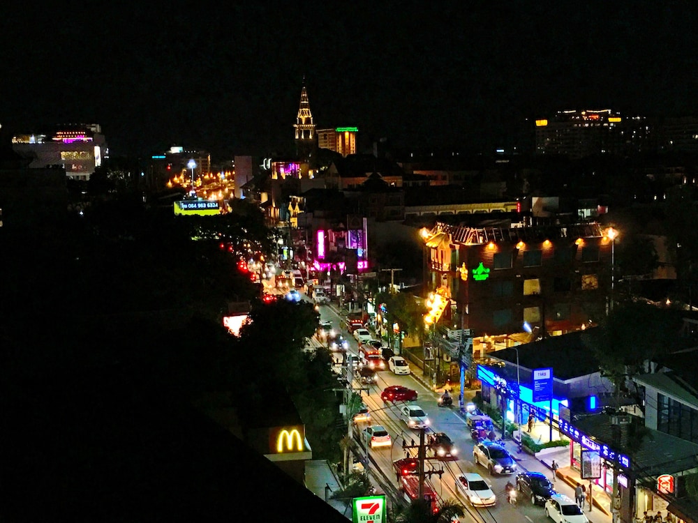 the empire nimman