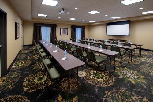 holiday inn express hotel and suites clearfield by ihg