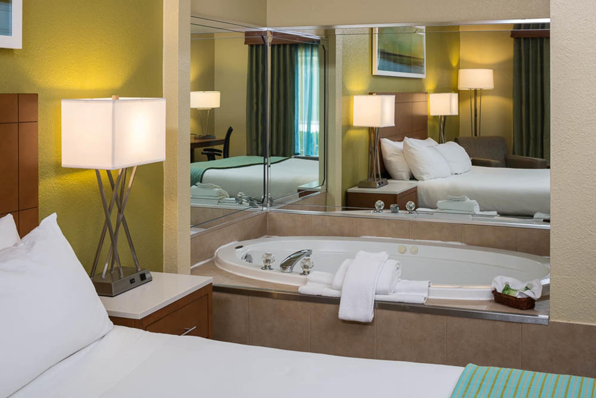 holiday inn express clermont by ihg
