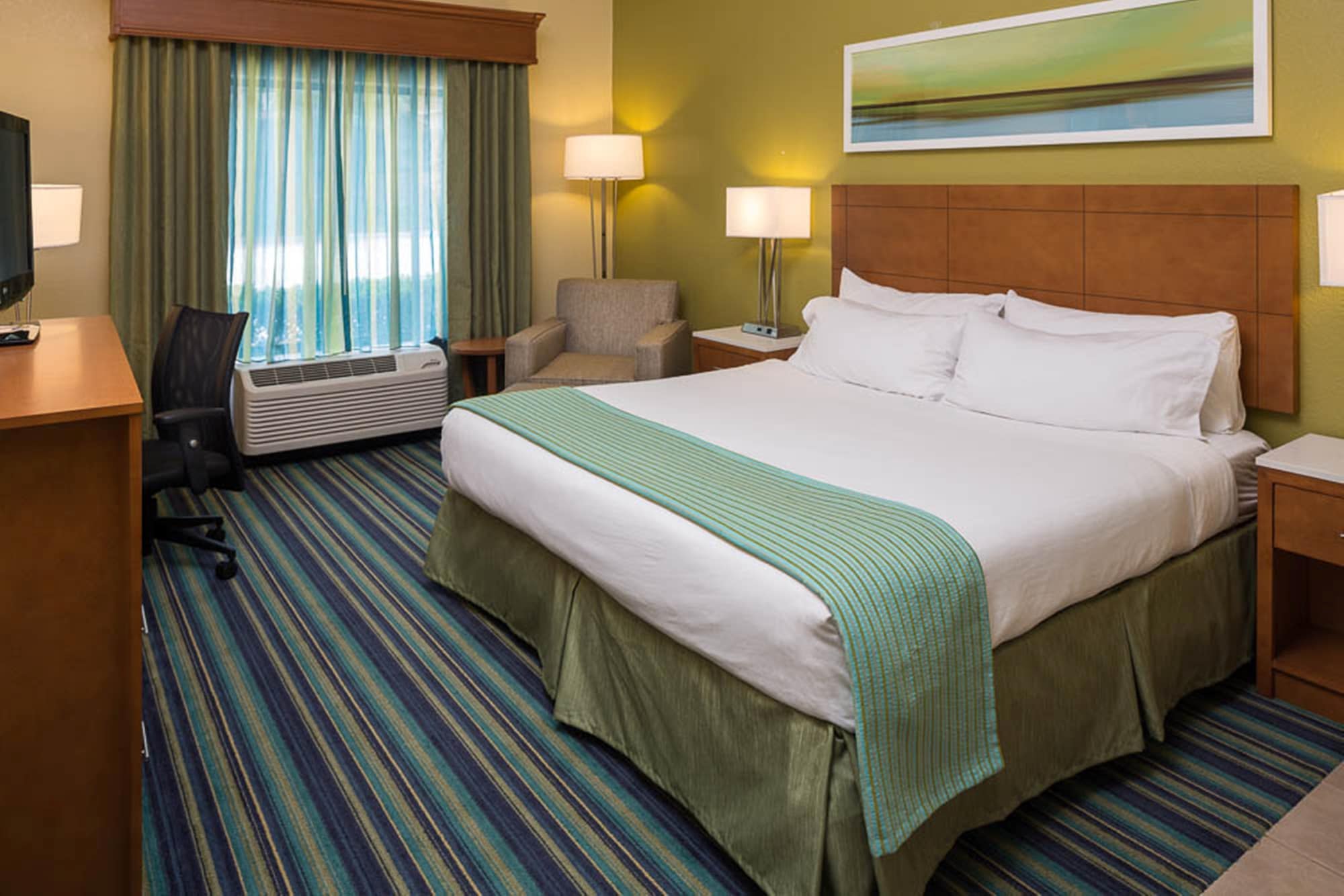 holiday inn express clermont by ihg
