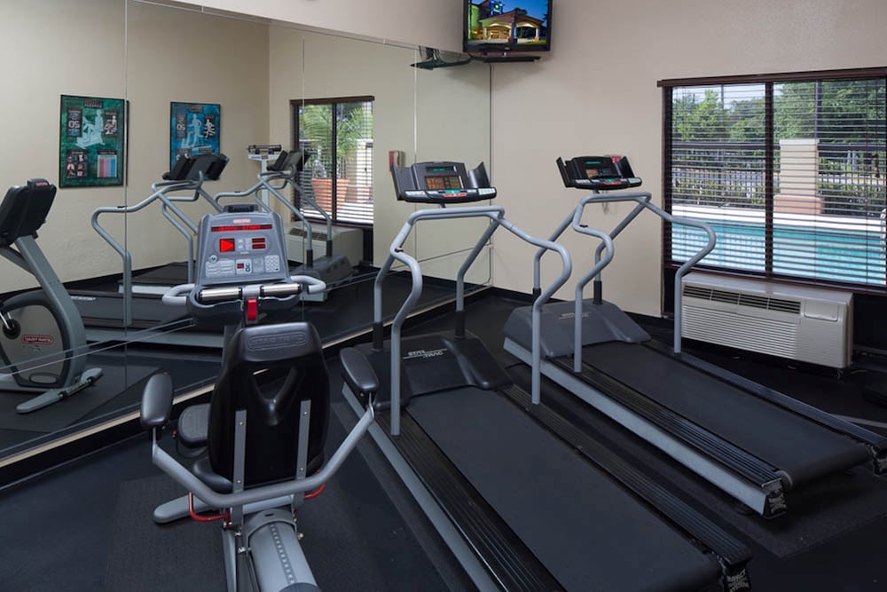 holiday inn express clermont by ihg