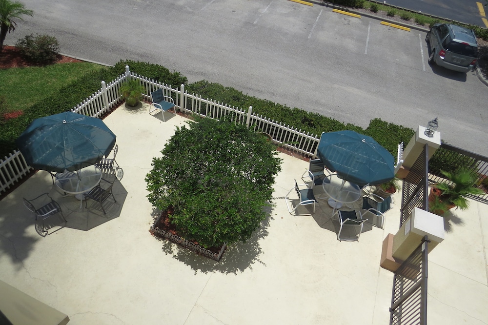 holiday inn express clermont by ihg