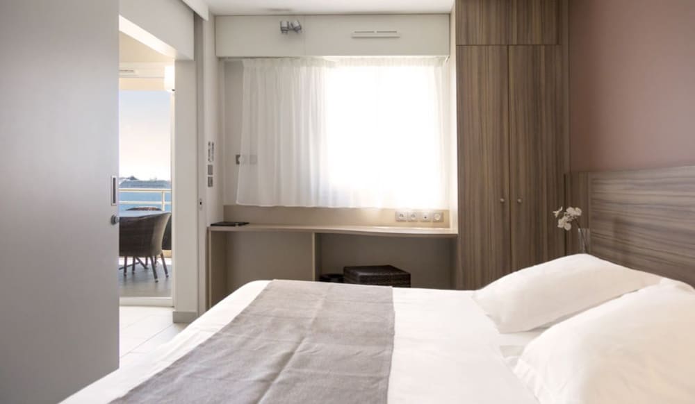 best western plus ajaccio amiraute residence