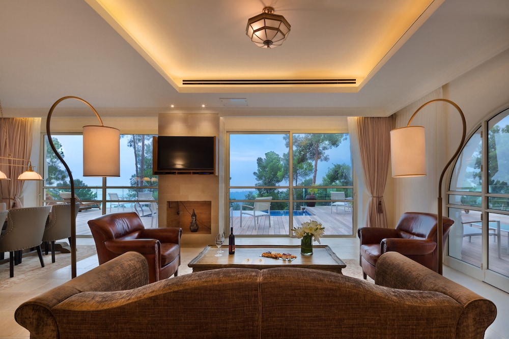 bayit bagalil boutique by herbert samuel