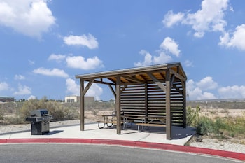 sleep inn and suites carlsbad caverns area