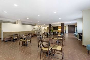 sleep inn and suites carlsbad caverns area