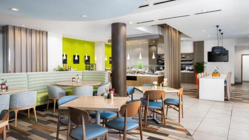 holiday inn resort fort walton beach by ihg