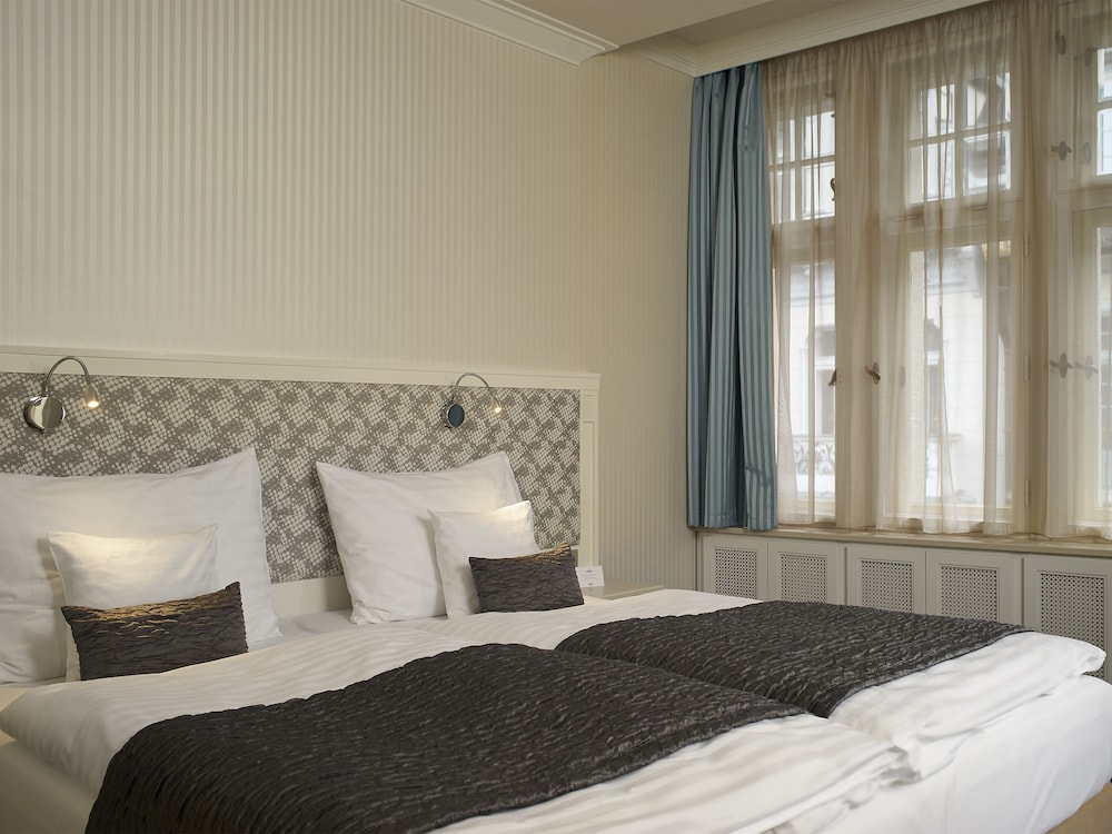 ea hotel atlantic palace