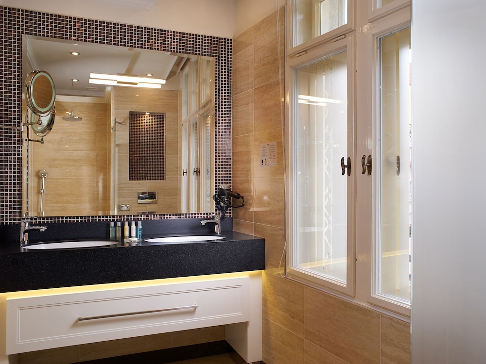 ea hotel atlantic palace