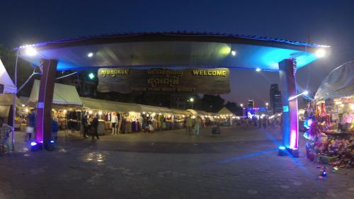 golden noura villa pub and restaurant