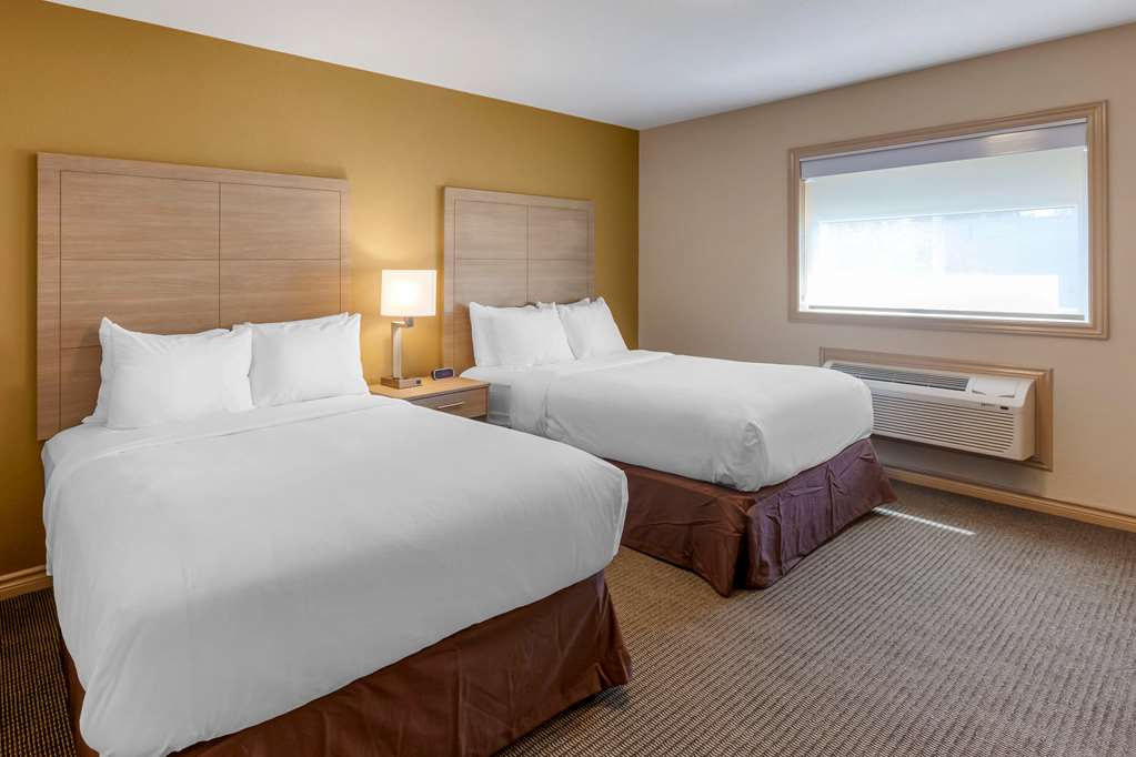 comfort inn and suites thousand islands harbour district