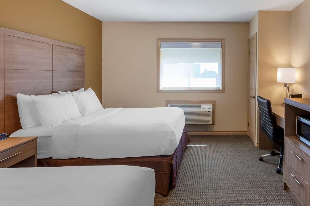 comfort inn and suites thousand islands harbour district