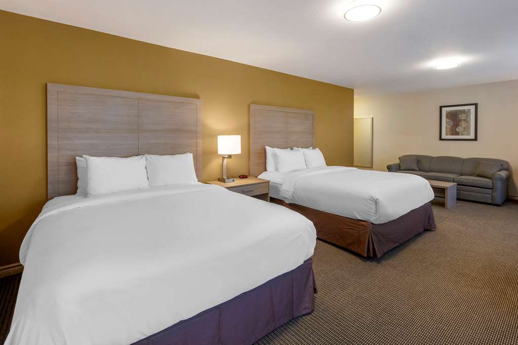 comfort inn and suites thousand islands harbour district