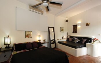 stevie wonderland hotel boutique