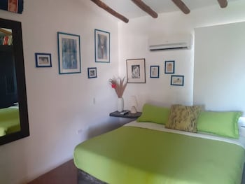 stevie wonderland hotel boutique