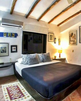 stevie wonderland hotel boutique