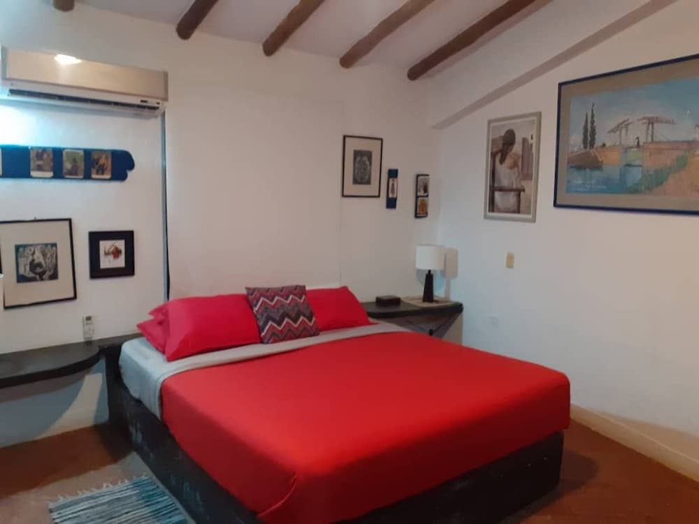 stevie wonderland hotel boutique