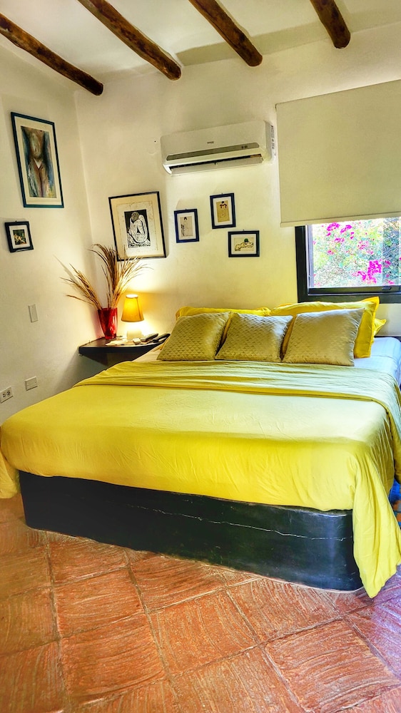 stevie wonderland hotel boutique
