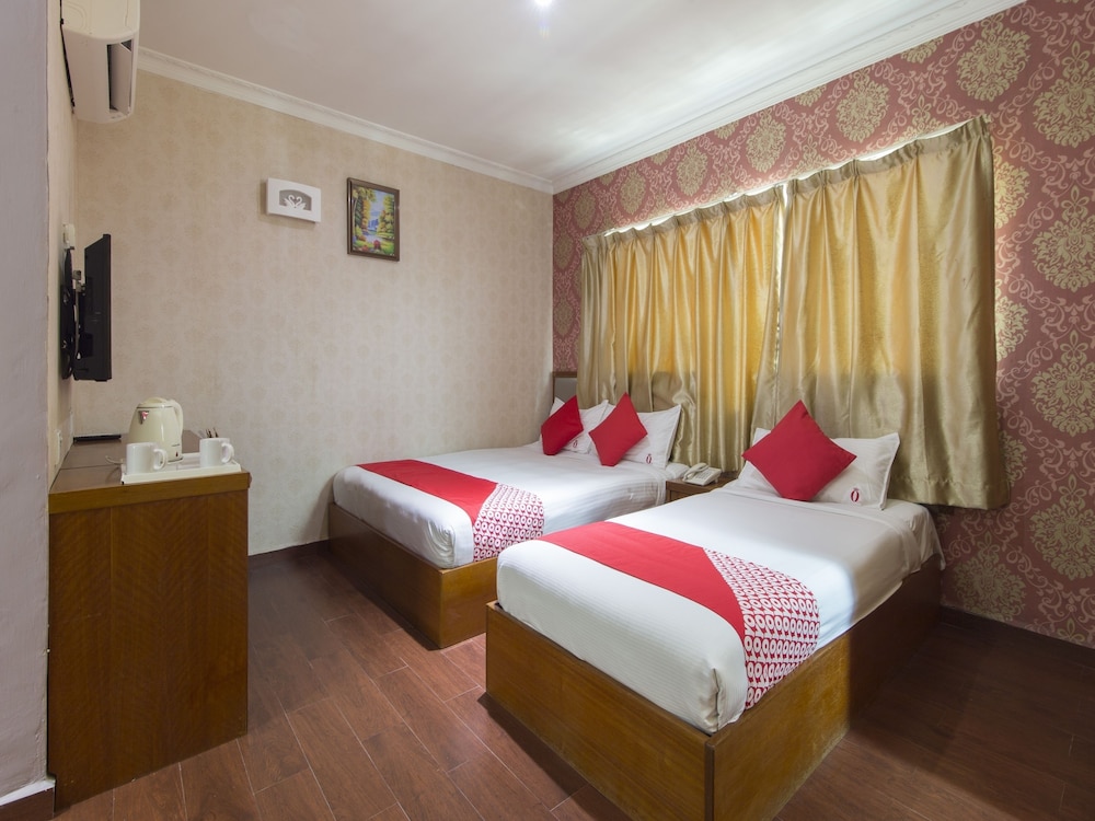 hotel o ghc near penang street art formerly queen city hotel