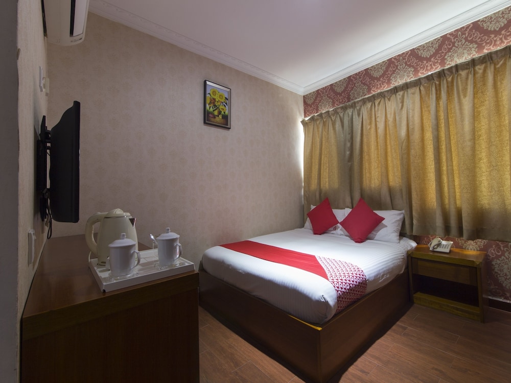 hotel o ghc near penang street art formerly queen city hotel